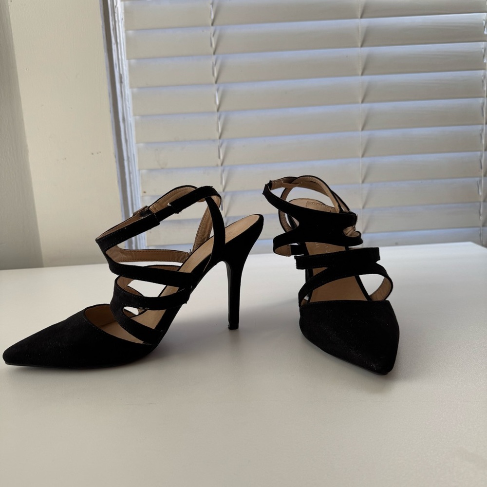 Chinese Laundry Black Suede Strappy Heels 8.5